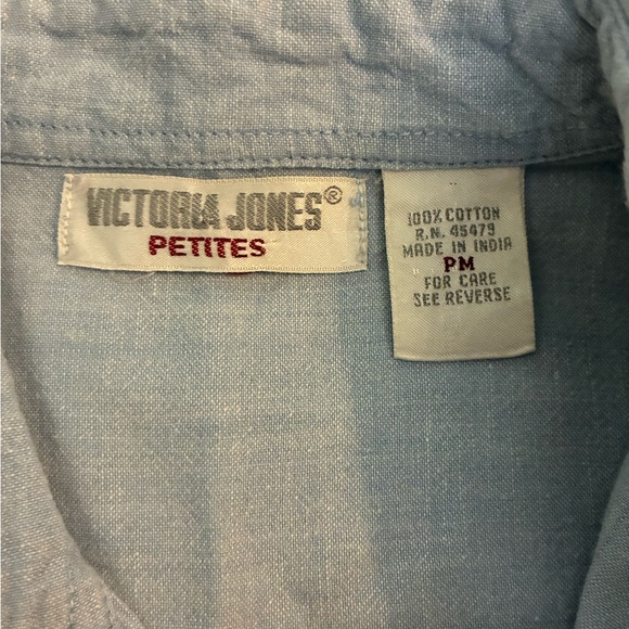 Vintage Victoria Jones Petites Embroidered Garden Short Sleeve Button Down Shirt - Picture 10 of 11
